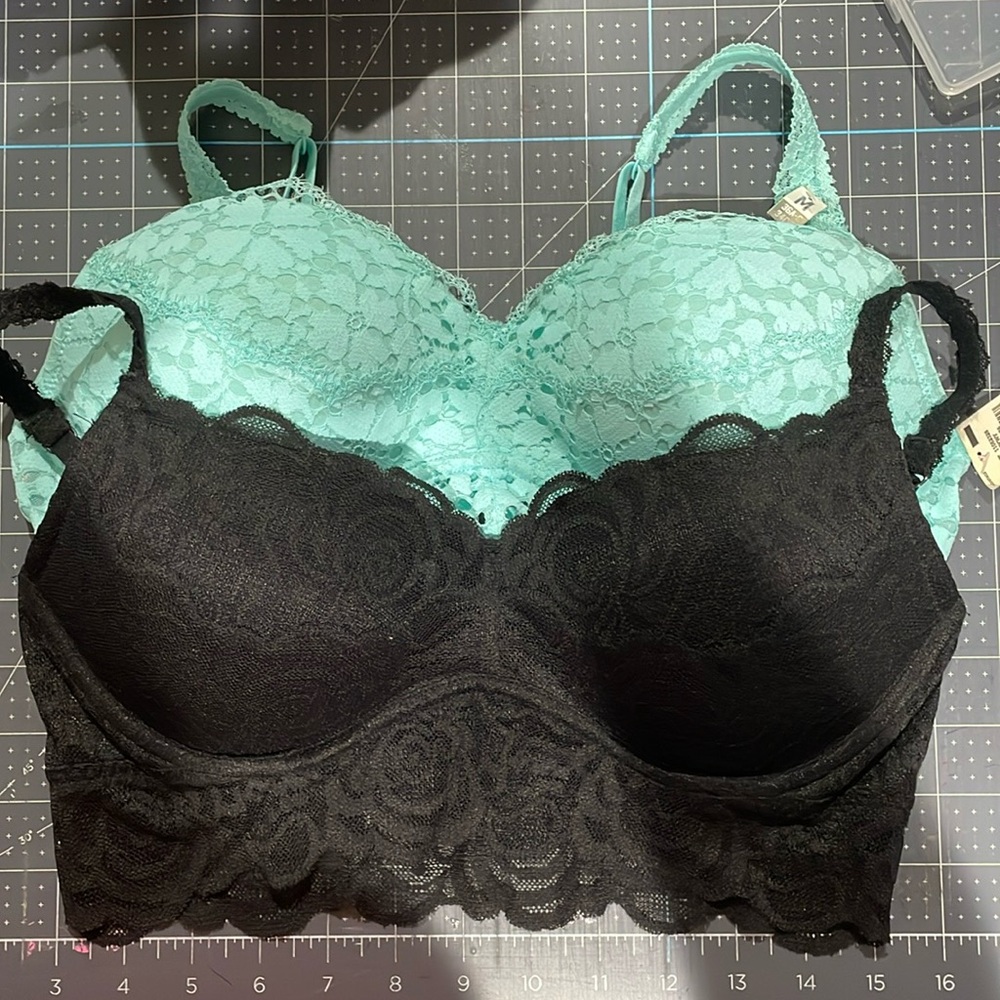 2 VS lace bralettes